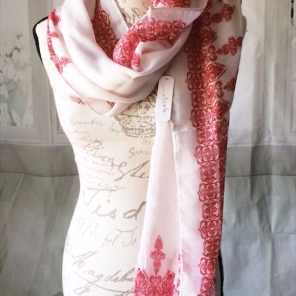 Final $ NWT Charming Charlie Accessory. Lot - Picture 3 of 8