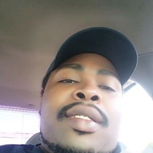 Meet your Posher, Lawrence