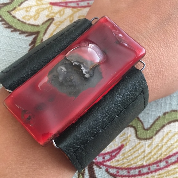 Handmade Glass & Leather Bracelet - Picture 2 of 5