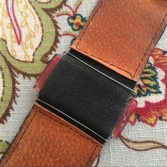 Handmade Glass & Leather Bracelet - Picture 5 of 5