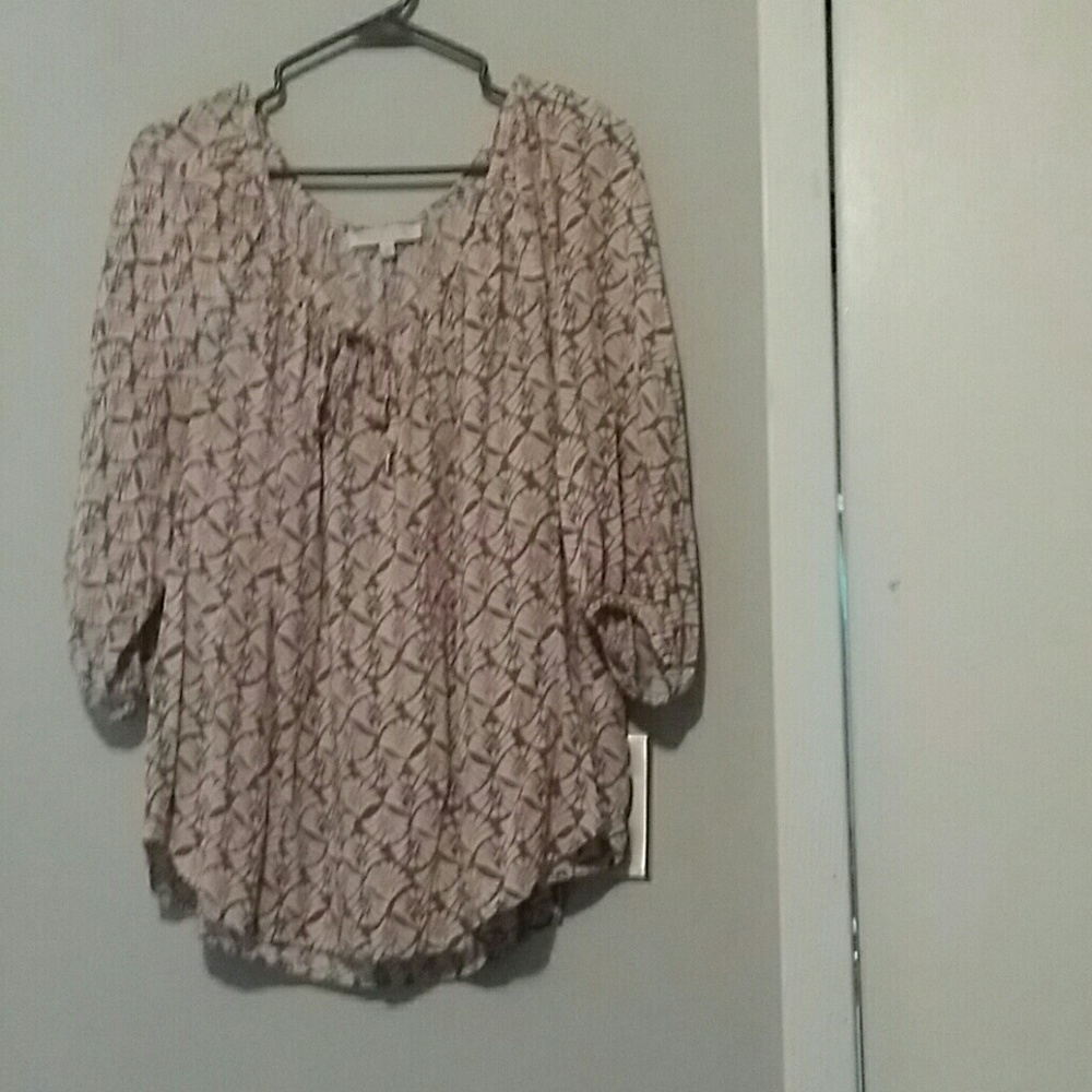 1x flowing shirt