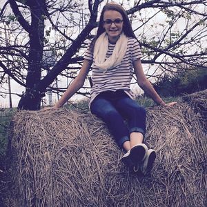 Meet your Posher, Lilly