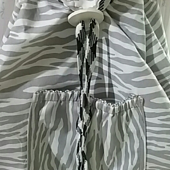 Zebra print hand made backpack brand new 4pockets - Picture 2 of 8