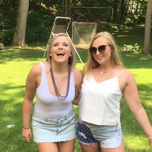 Meet your Posher, Julia