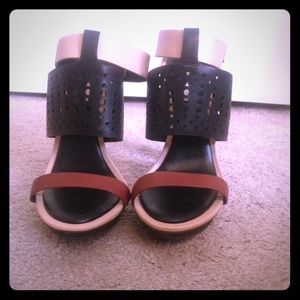 BCBG Maxazaria wedges, size 10