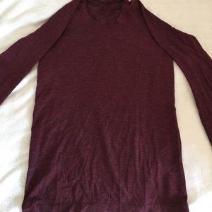 Dark Red Lululemon long sleeve shirt💃🏼