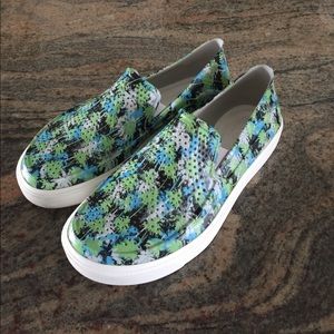 Crocs- Iconic Comfort