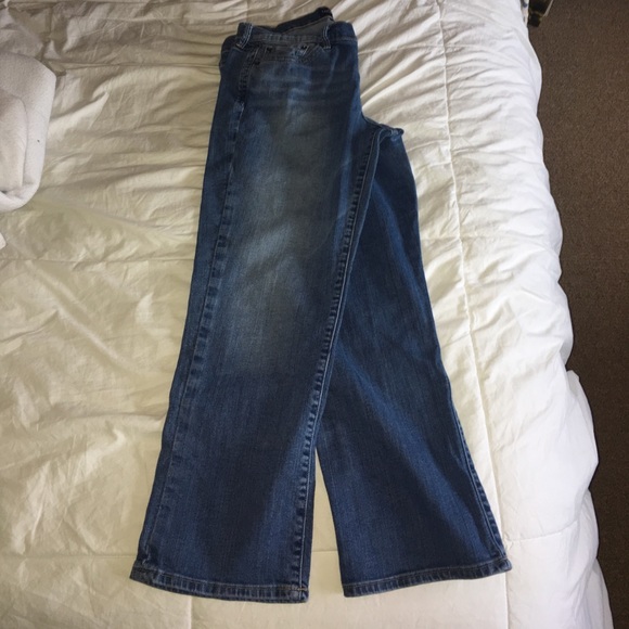 Lucky Jeans - Picture 1 of 1