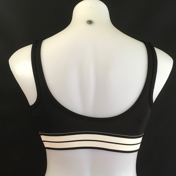 New! Victoria's Secret Sport bra Unlined - Picture 4 of 4