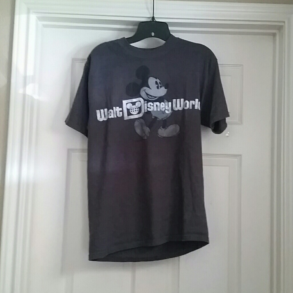 Walt disney mickey mouse t shirt