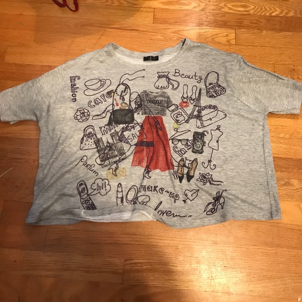 Sweater slightly cropped tee