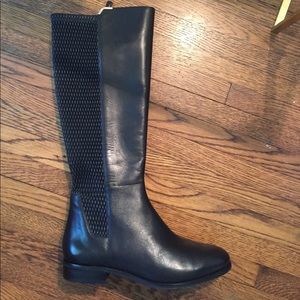 Never worn/brand new Cole Haan Rockland Boots 7.5