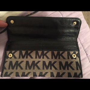 Micheal Kors wallet