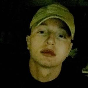 Meet your Posher, Dyllon