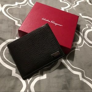 Salvatore Ferragamo Men's Black Billfold Wallet