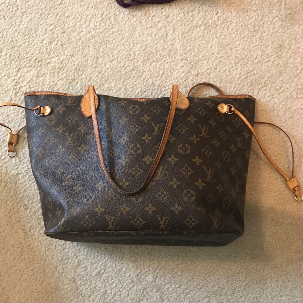 Pre-owned Louis Vuitton never full tote