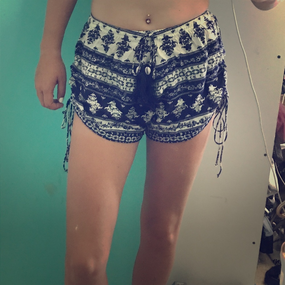 Super flowy/comfy beach shorts