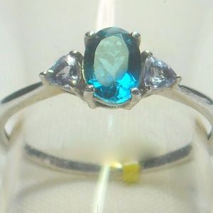 NWT Natural London Blue Topaz and Tanzanite Ring
