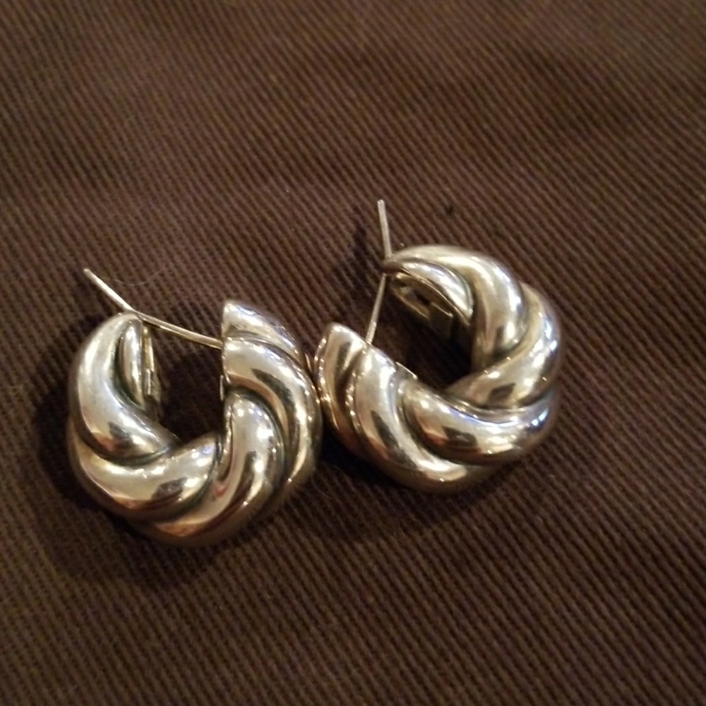 David Yurman earrings, with original box