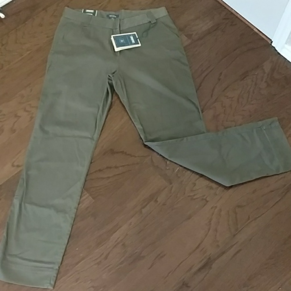 Sarah Jessica Parker BITTEN Khaki Pant Size 14 NEW