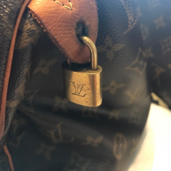 AUTHENTIC Louis Vuitton speedy - Picture 5 of 5