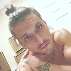 Meet your Posher, Colby