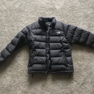 North face Women's Nuptse 700 down winter coat