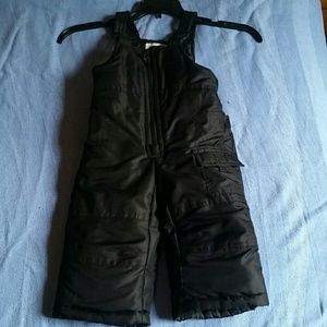 Toddlers snow suit