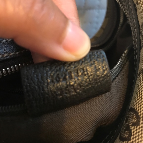 AUTHENTIC GUCCI BAG - Picture 4 of 5
