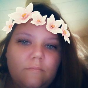 Meet your Posher, Carrie