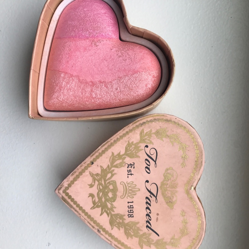 Too Faced perfect flush blush in Candy Glow