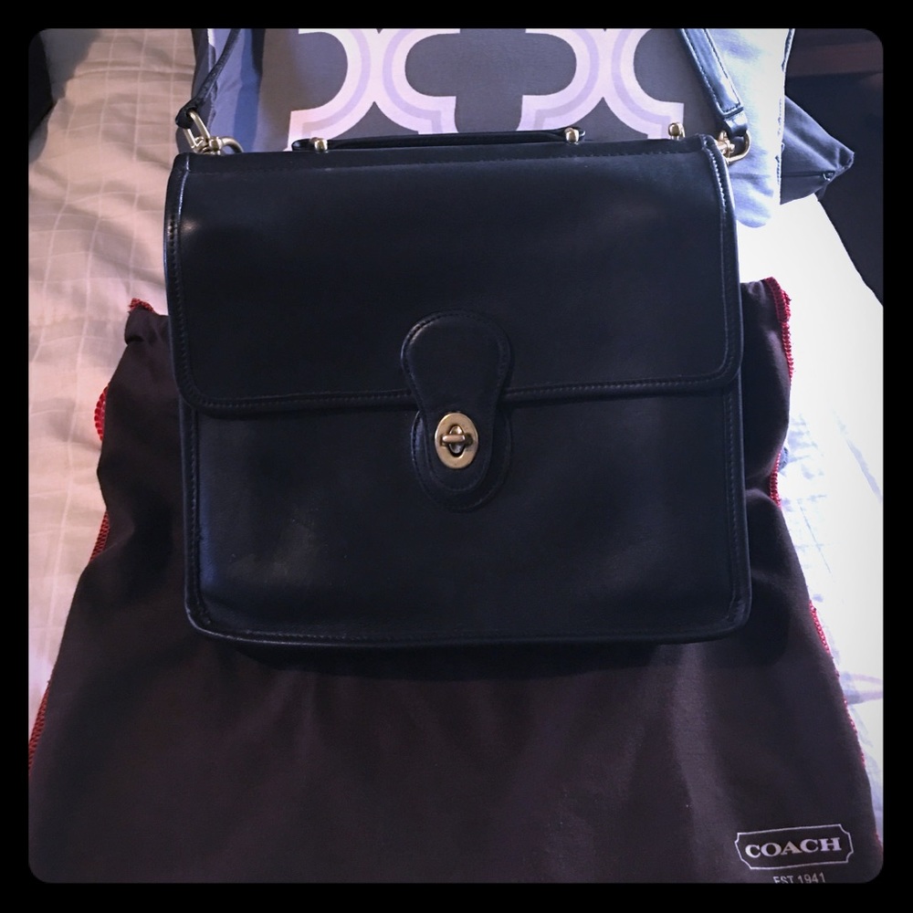 Authentic vintage coach cross body messenger bag