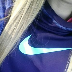 nike sweatshirt