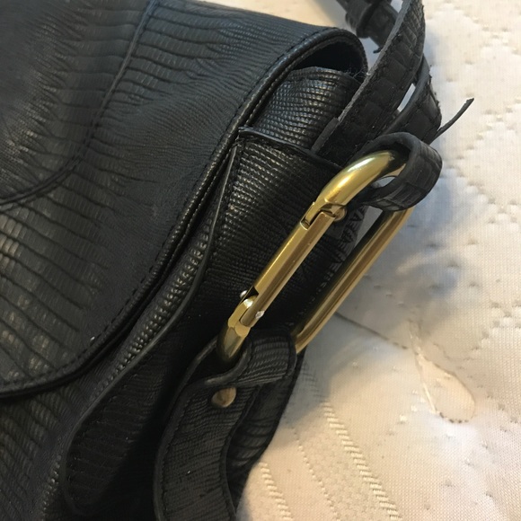 Faux leather black cross body bag - Picture 4 of 6