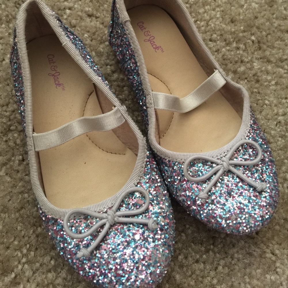 Toddler glitter slippers