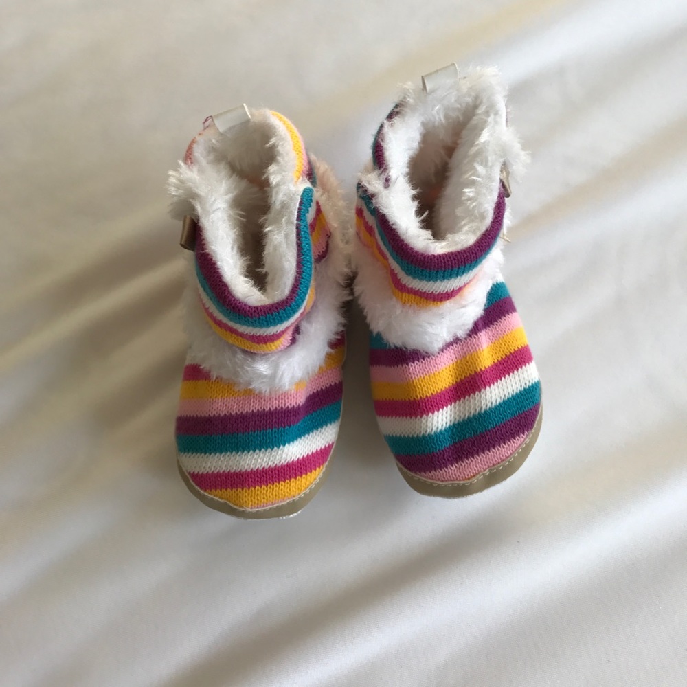 Baby Boots in a darling rainbow pattern! New!