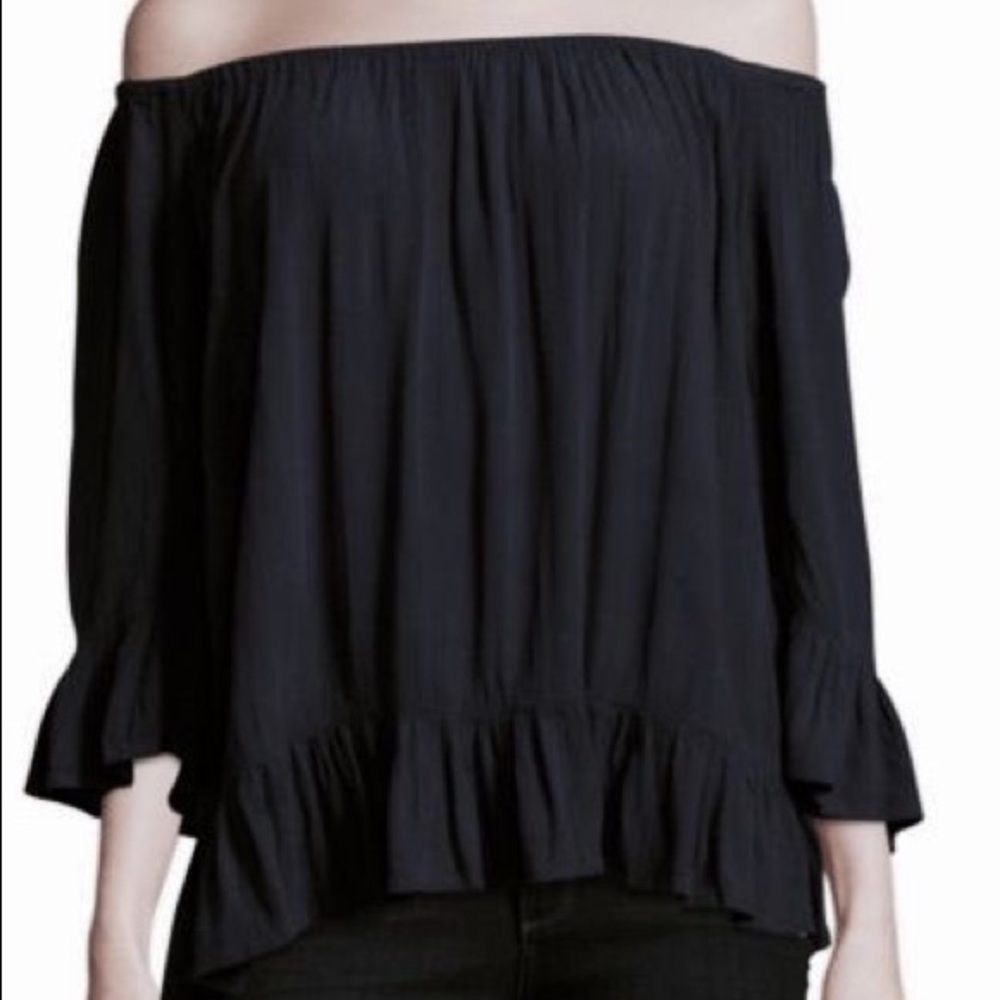 Ruffle Off-Shoulder Blouse