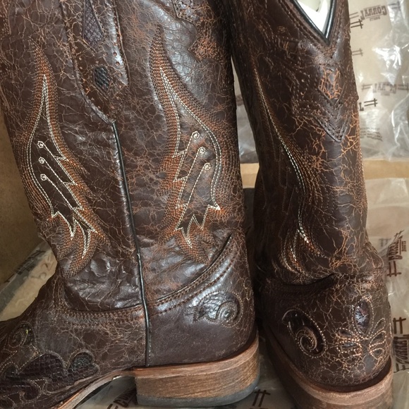 Corral boots - Picture 4 of 4