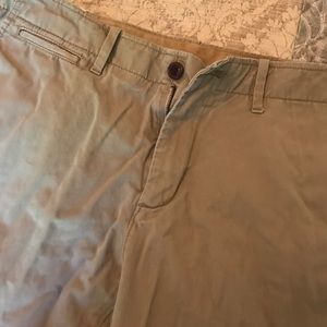 Gap Men's Khakis Sz 31/30