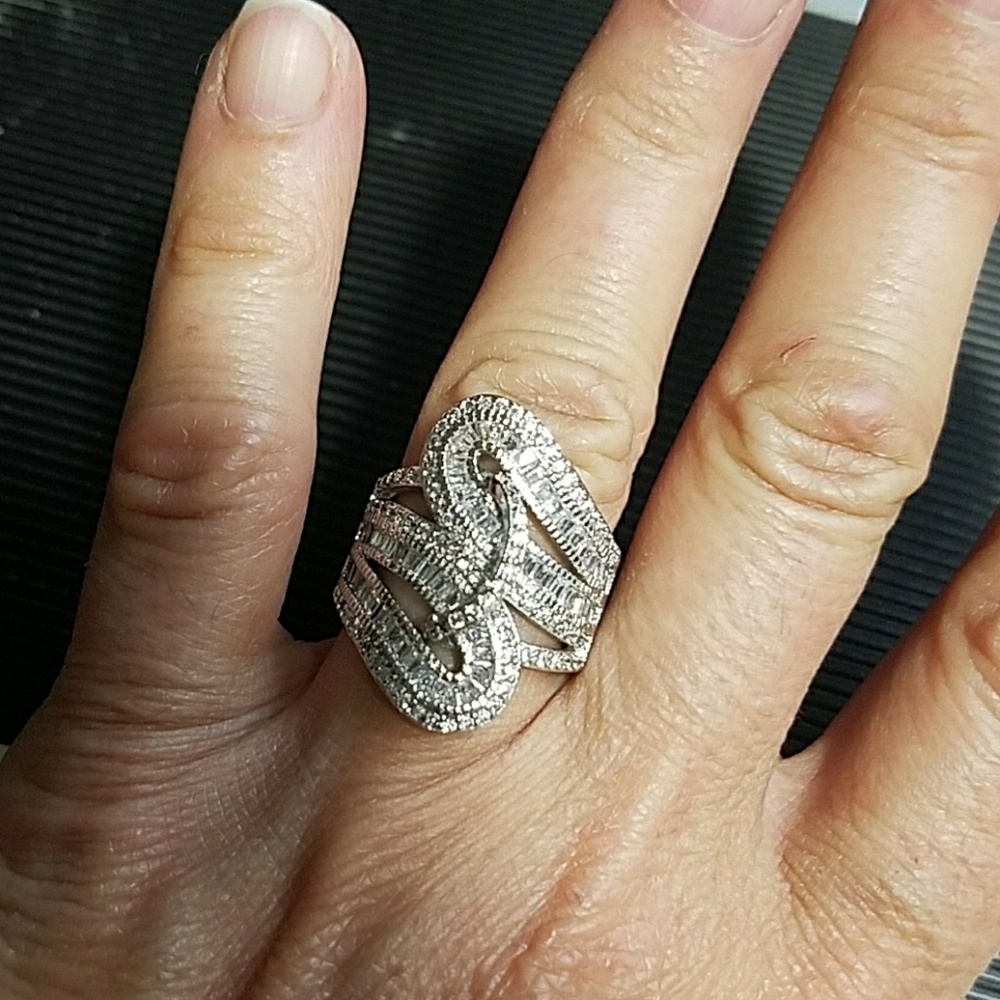 Sterling ring with gemstones and baguettes