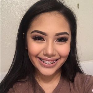 Meet your Posher, Areana