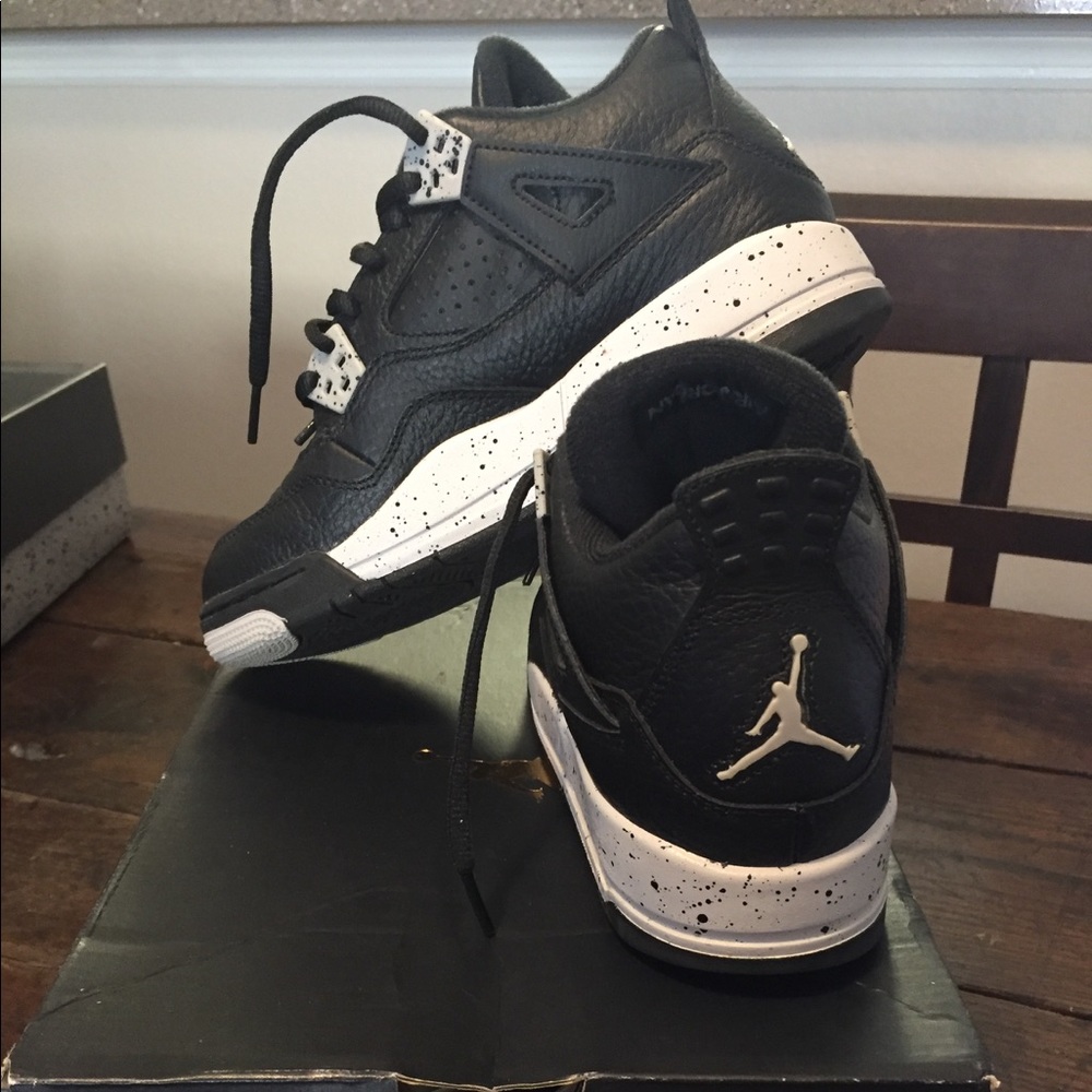 Jordan Retro 4s (girl size)