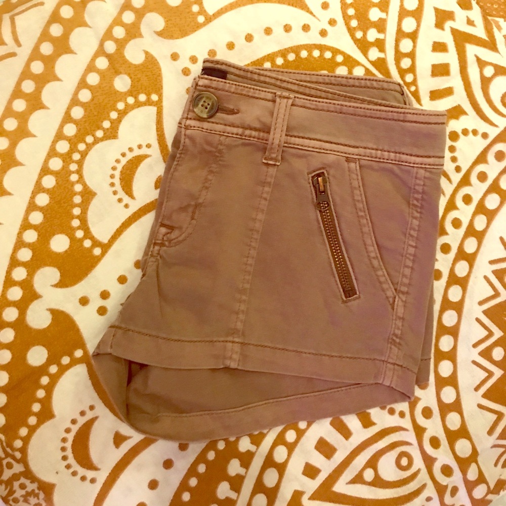 🦅American Eagle Shortie Stretch Brown Khaki Short