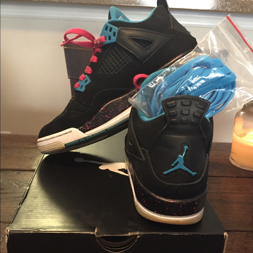 Jordan Retro 4s