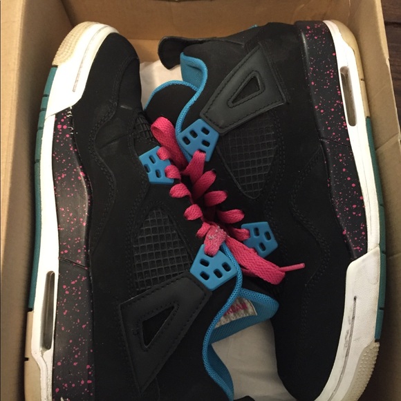 Jordan Retro 4s - Picture 2 of 2