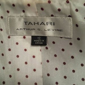 TAHARI women's business suit
