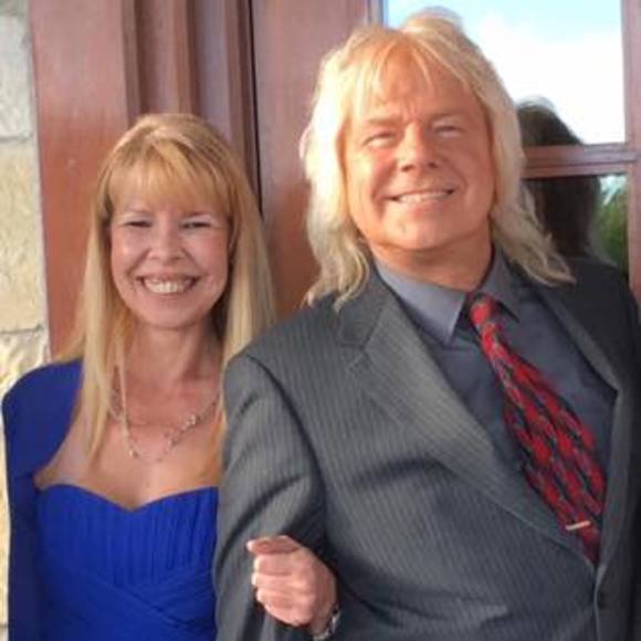 Meet your Posher, Camelia - Picture 1 of 1