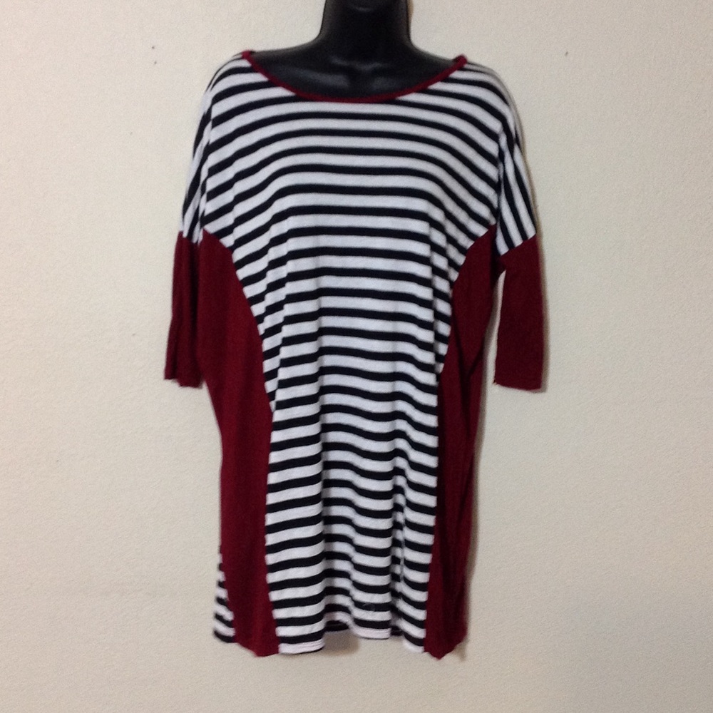 Kate Collection sleeved dress