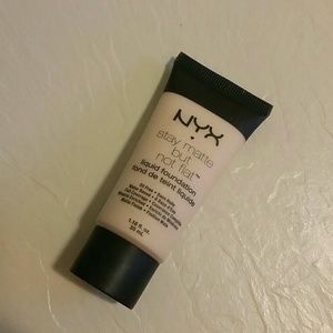 NYX Stay Matte But Not Flat Foundation
