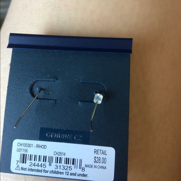 NWT Cole Haan QZ Earings - Picture 3 of 3